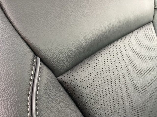 New 2026 Agate Black Metallic Ford Lariat® image 21