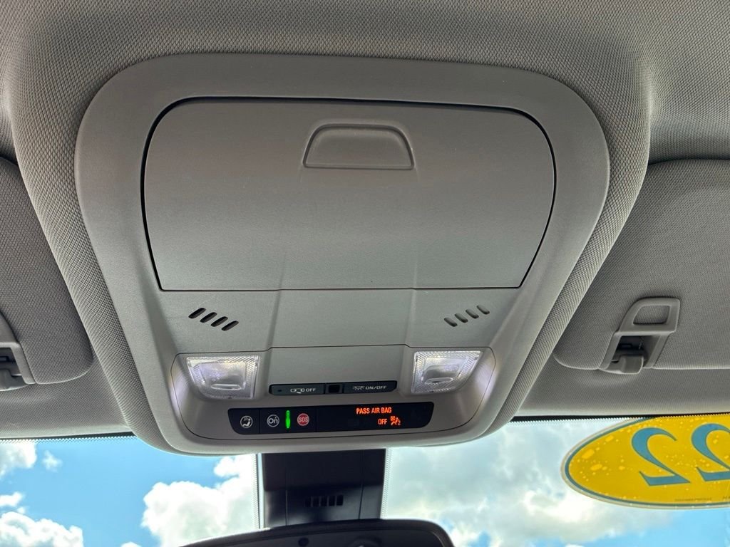 Used 2022 Red GMC SLE image 15