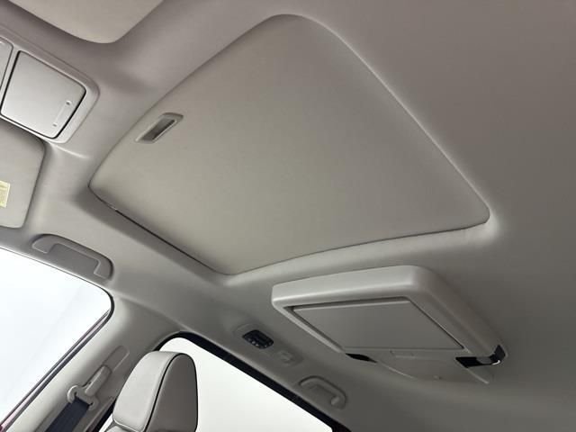 2026 Honda Odyssey Touring - Photo 22