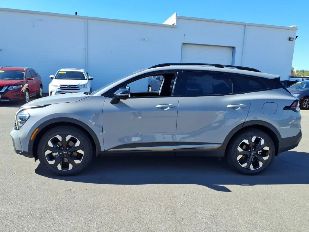 Used 2024 Gray Kia X-Line image 10