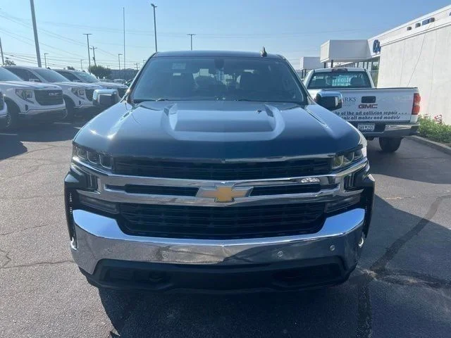 Used 2020 Gray Chevrolet LT image 11