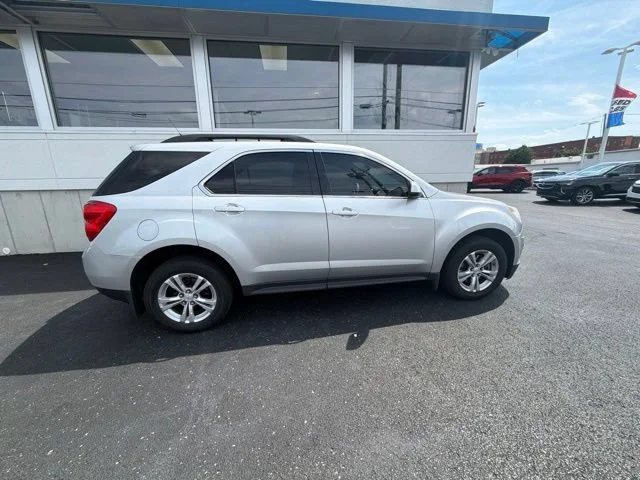 Used 2013 Silver Ice Metallic Chevrolet LT image 4