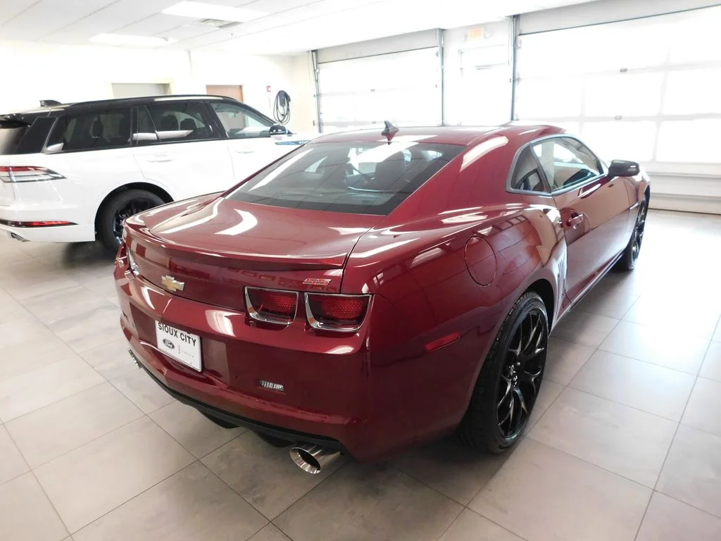 Used 2010 Red Jewel Tintcoat Chevrolet SS image 4