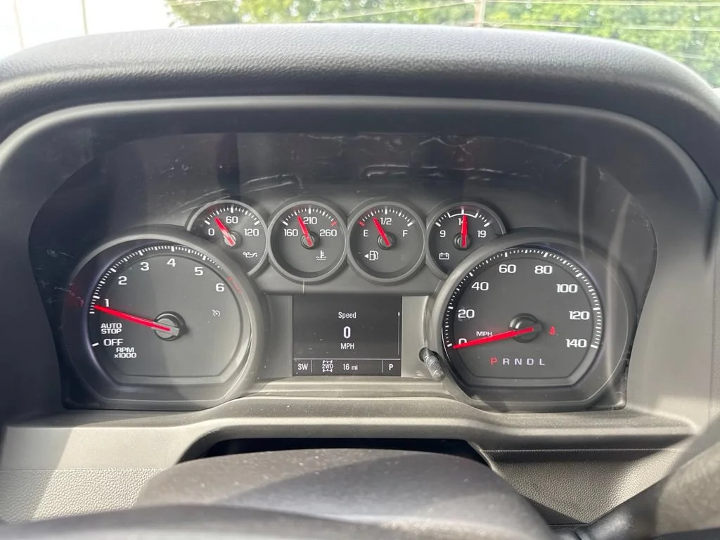 Used 2026 Summit White GMC Pro image 19