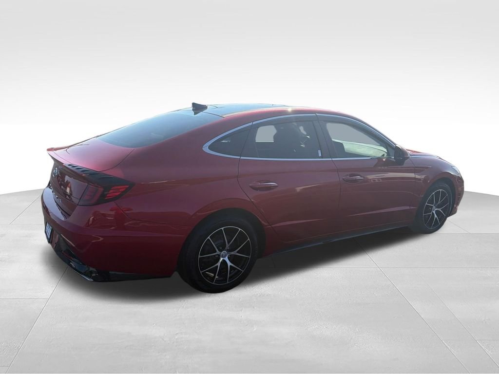 Used 2020 Red Hyundai SEL image 5