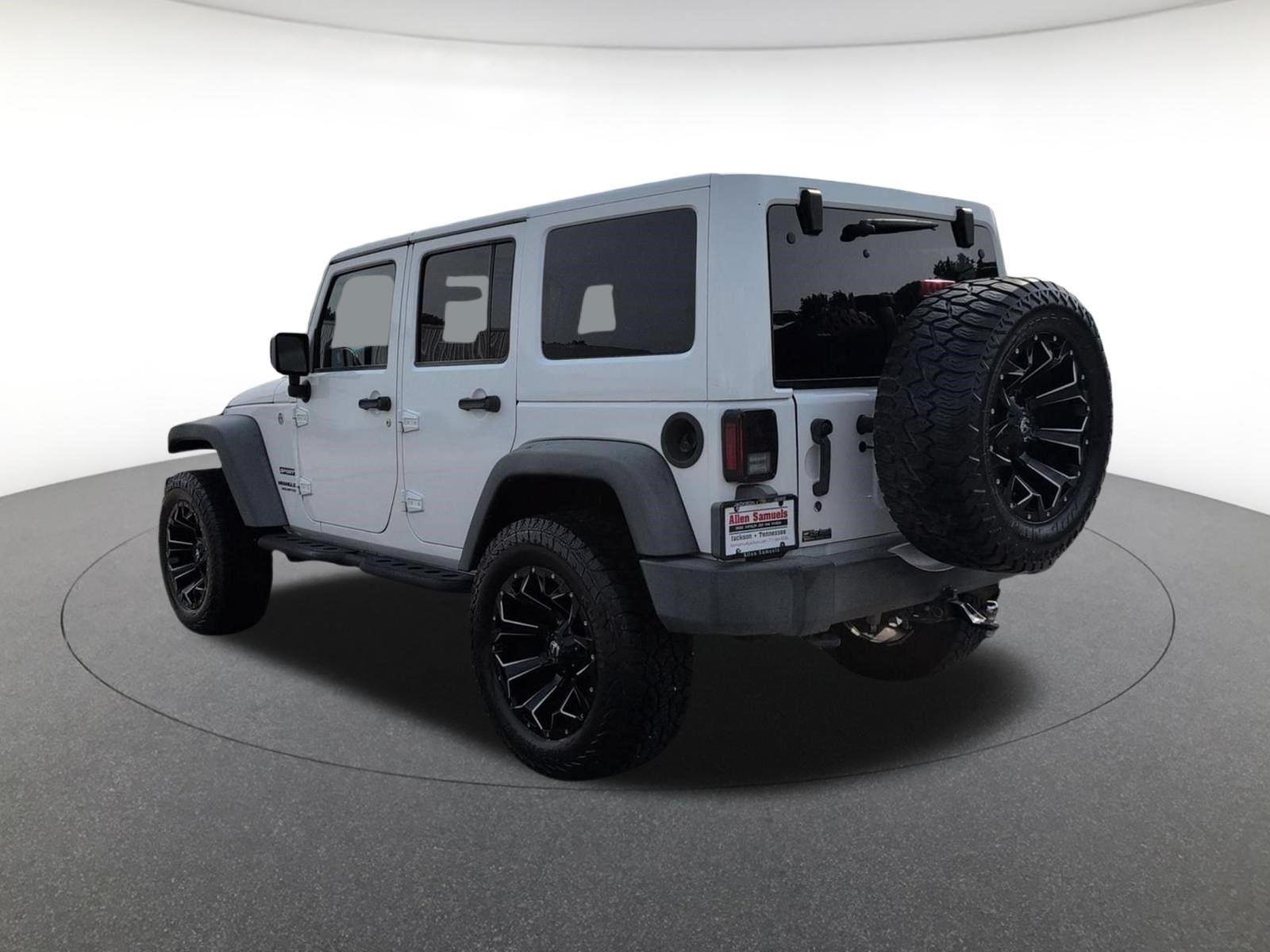 Used 2016 Bright White Clearcoat Jeep Sport image 6
