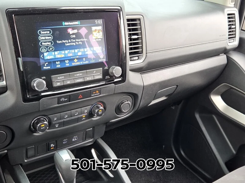 Used 2024 Red Alert NISSAN CREW CAB 4X2 SV image 24