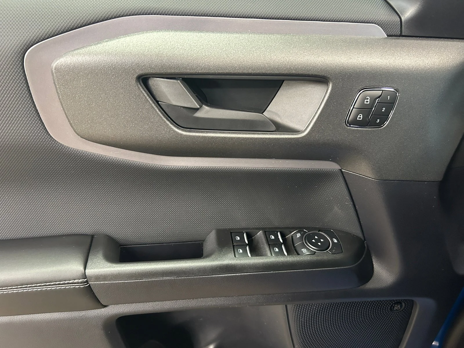 New 2026 Velocity Blue Metallic Ford Outer Banks image 16