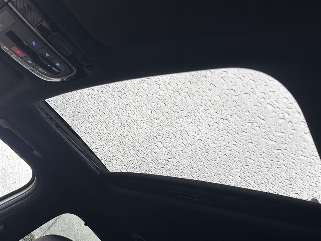 Used 2024 Hyper White Hyundai Calligraphy image 15