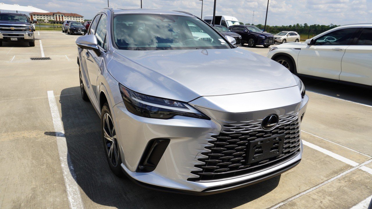 Certified Used 2025 Silver Lexus RX 350 Premium image 2