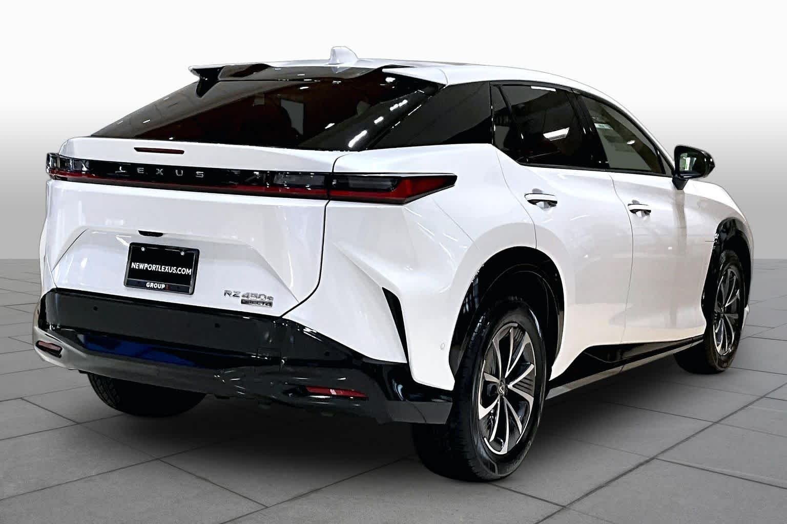 Certified Used 2023 Eminent White Pearl Lexus Premium image 12