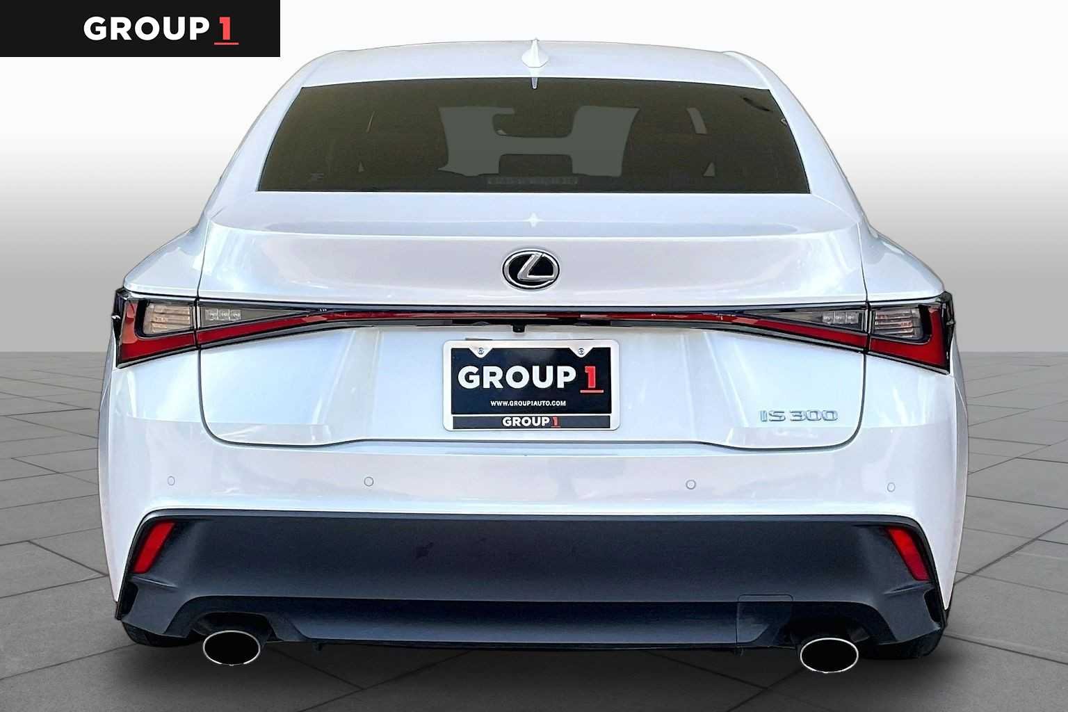 Used 2023 Eminent White Pearl Lexus  image 5