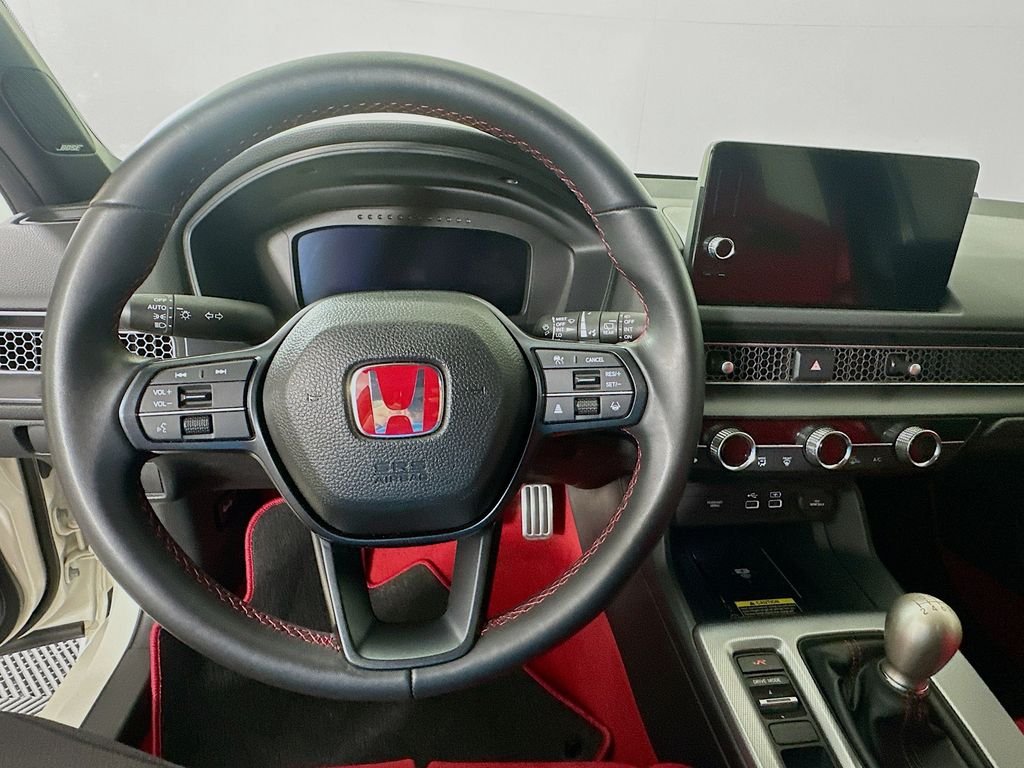 Used 2023 White Honda  image 11