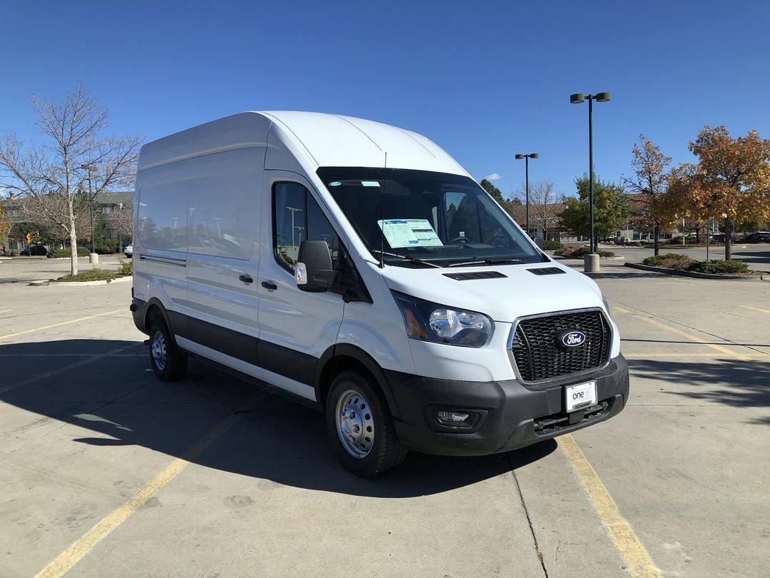 New 2026 Oxford White Ford High Roof 148 WB image 2