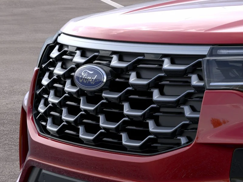 New 2026 Rapid Red Metallic Tinted Clearcoat Ford Platinum image 40
