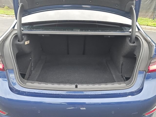 Used 2021 Blue BMW 330i image 34