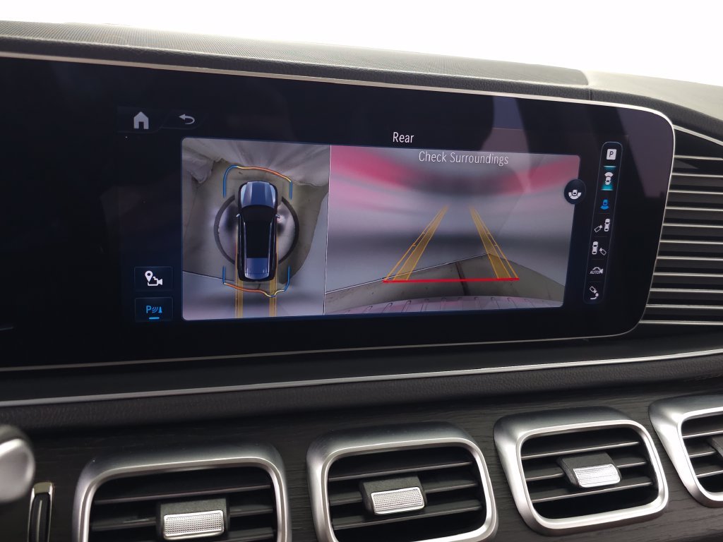 Used 2024  Mercedes-Benz GLS 580 image 34