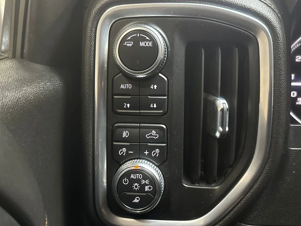 Used 2021 Satin Steel Metallic GMC AT4 image 23