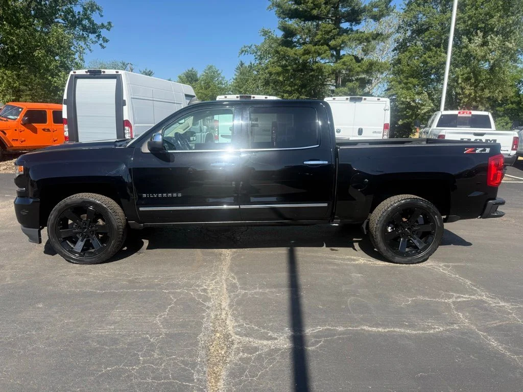 Used 2018 Black Chevrolet LTZ image 6