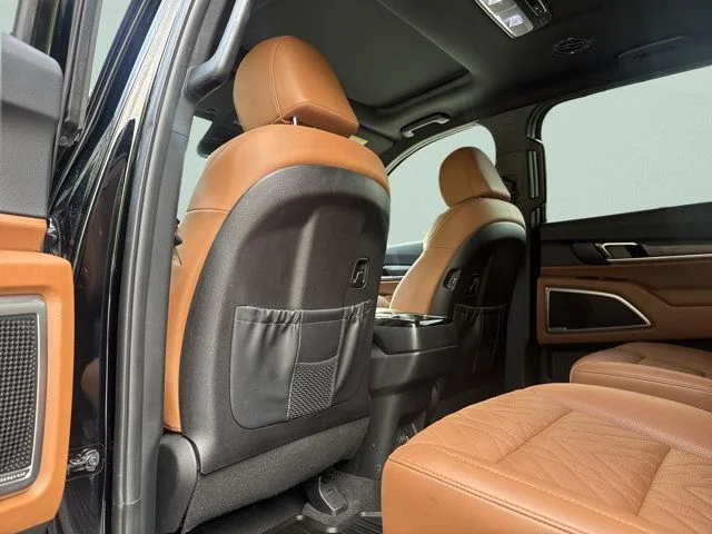 Used 2025 Black Kia EX X-Line image 20