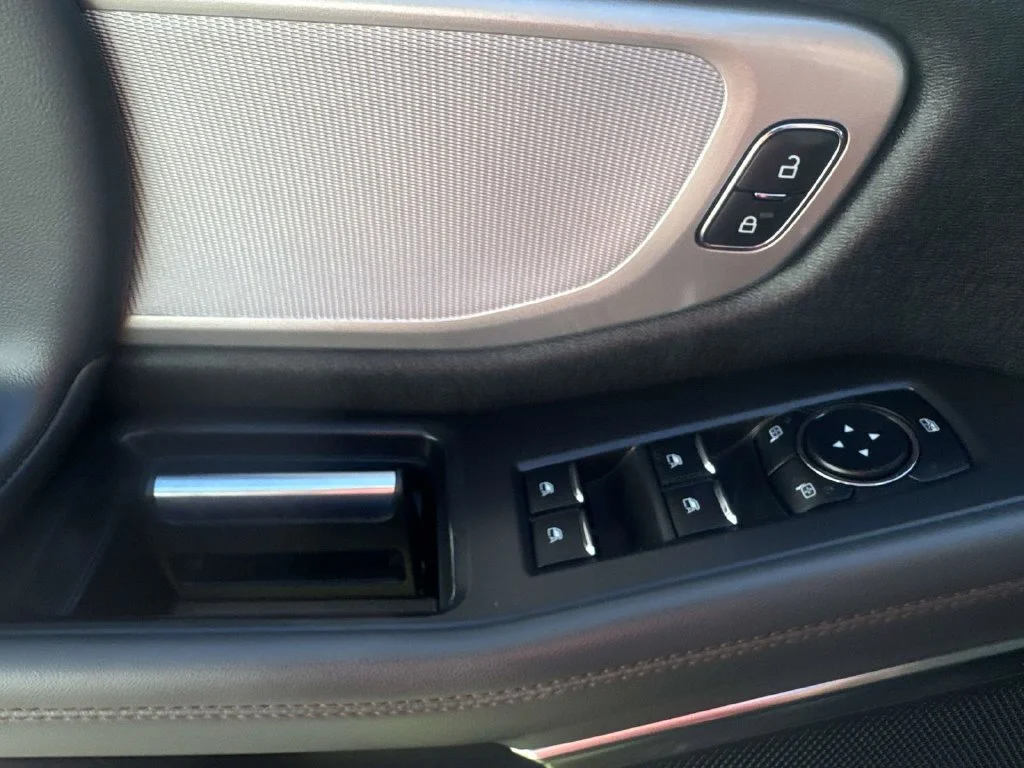 Used 2025 Black Ford Active image 32