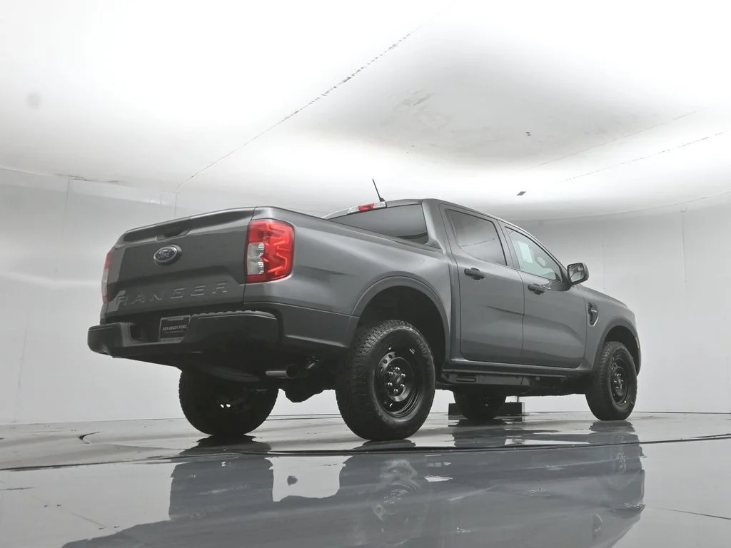 New 2026 Gray Ford XL image 41