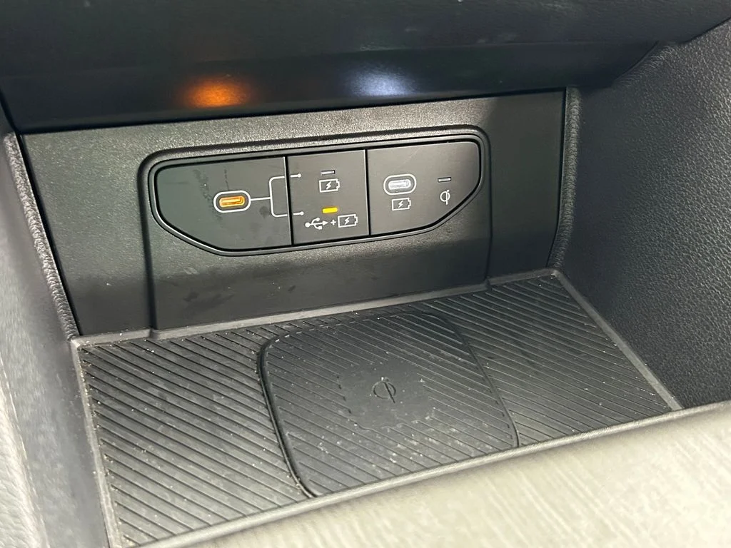 Used 2026 Ebony Black Kia X-Line image 27