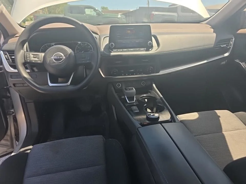 Used 2023 Silver Nissan SV image 37