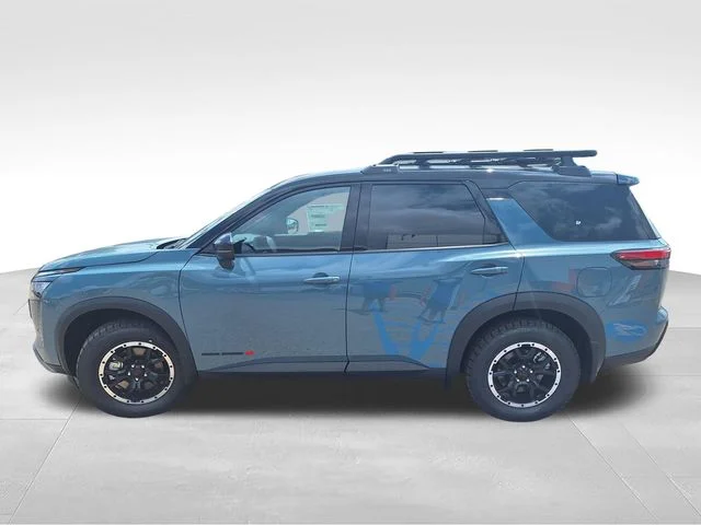 New 2026 Baltic Teal Pearl / Super Black Two-tone Nissan Rock Creek® image 4