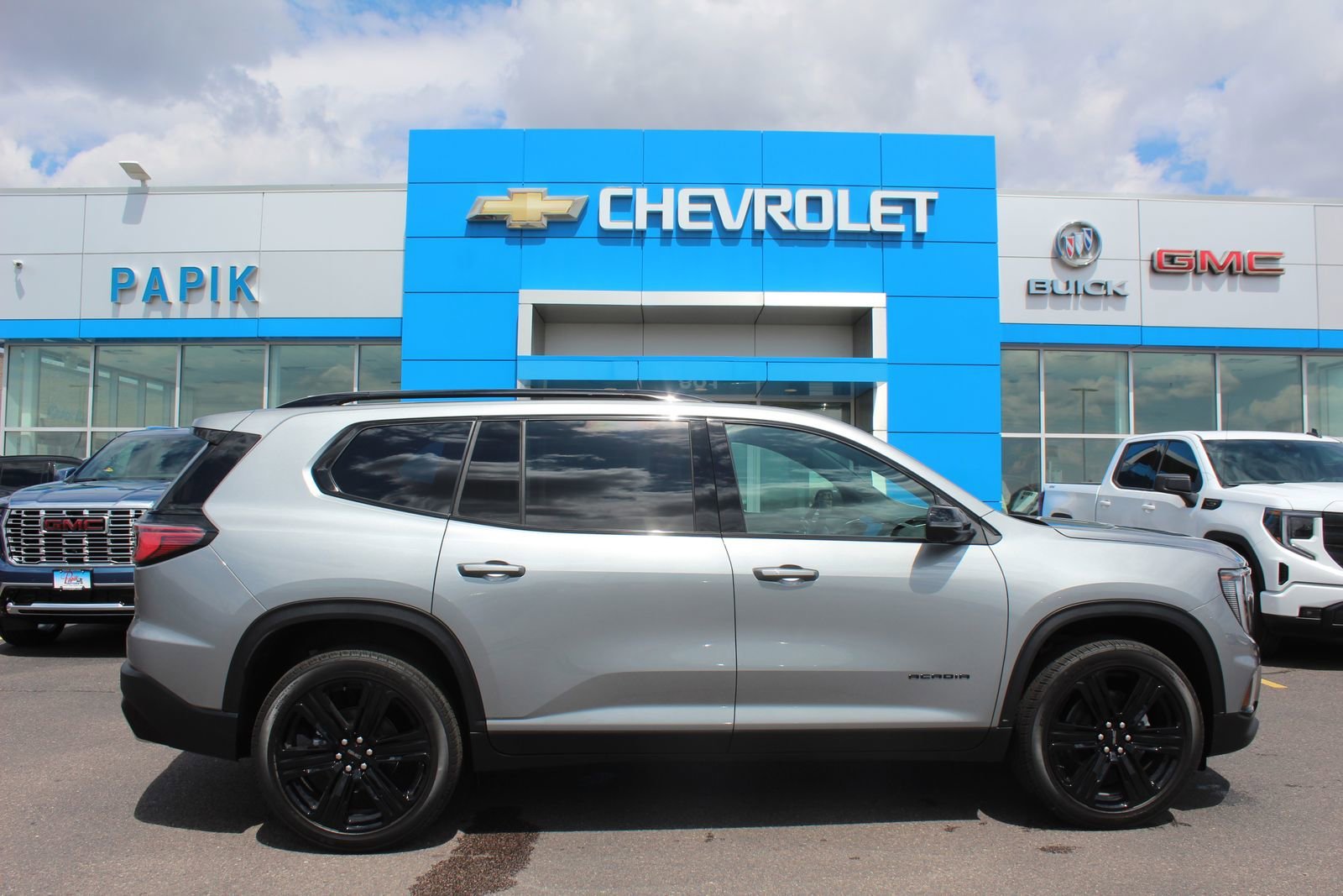 2026 GMC Acadia Elevation AWD's photo