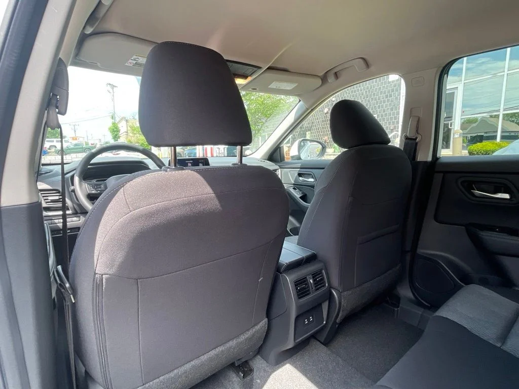 Certified Used 2025 White Nissan SV image 19