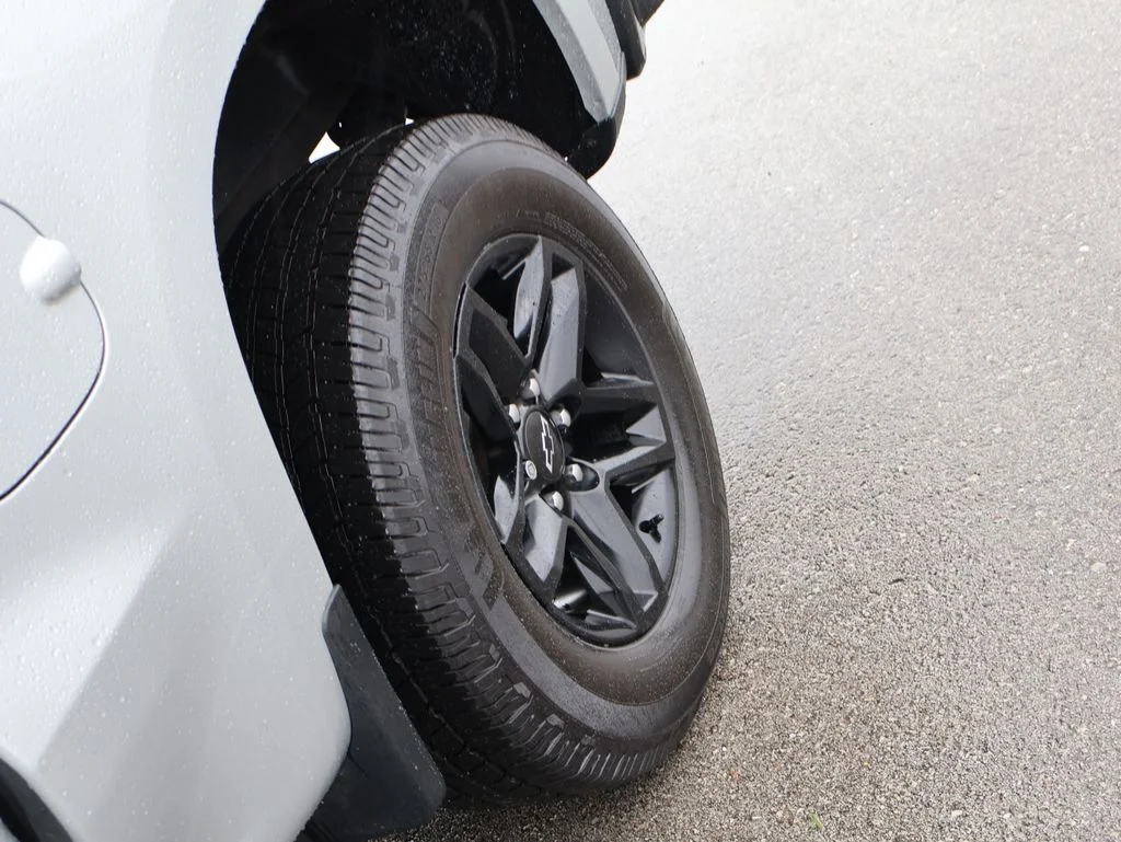 Used 2021 Silver Chevrolet LT Trail Boss image 40