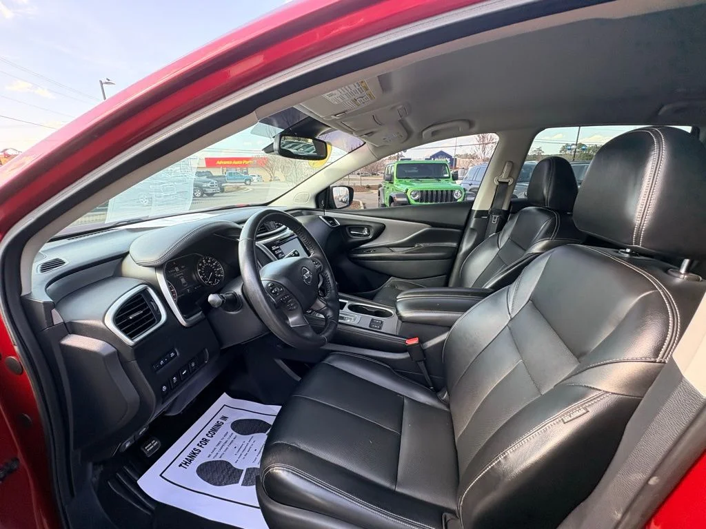Used 2020 Red Nissan SL image 20