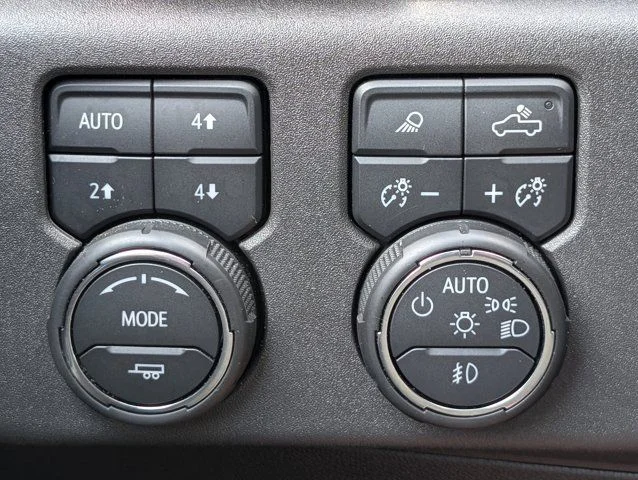 2024 Chevrolet Silverado 1500 ZR2 - Photo 22