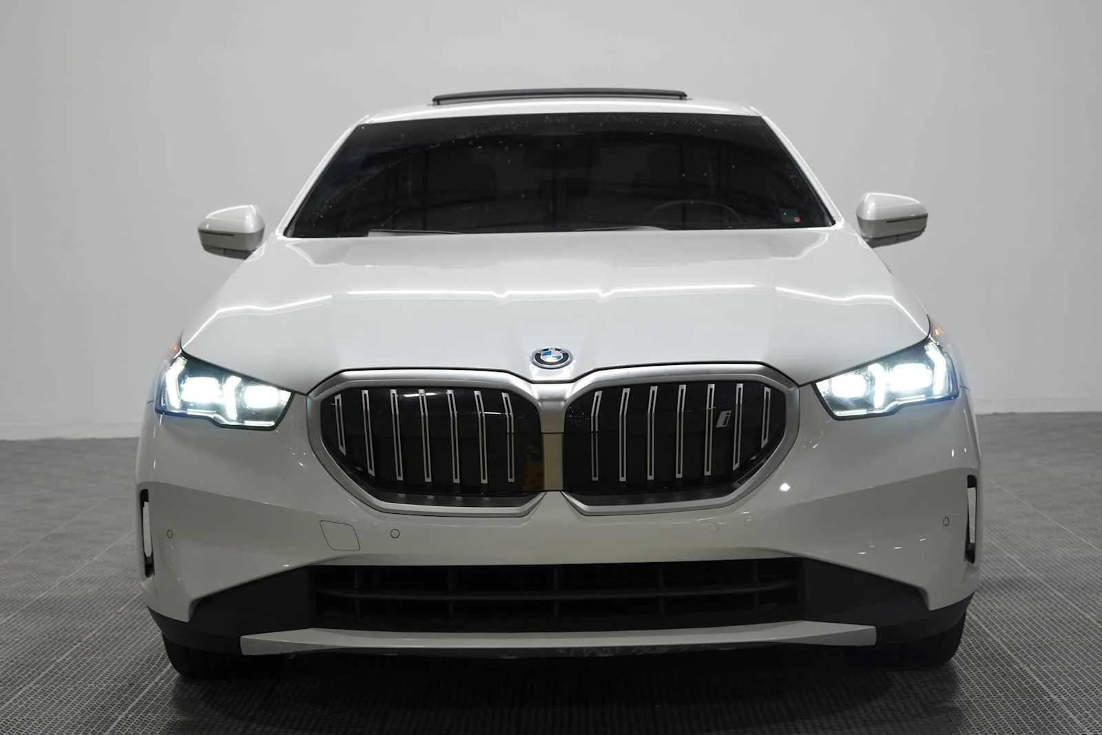 Certified 2024 BMW i5 40 with VIN WBY33FK04RCR35374 for sale in Grapevine, TX