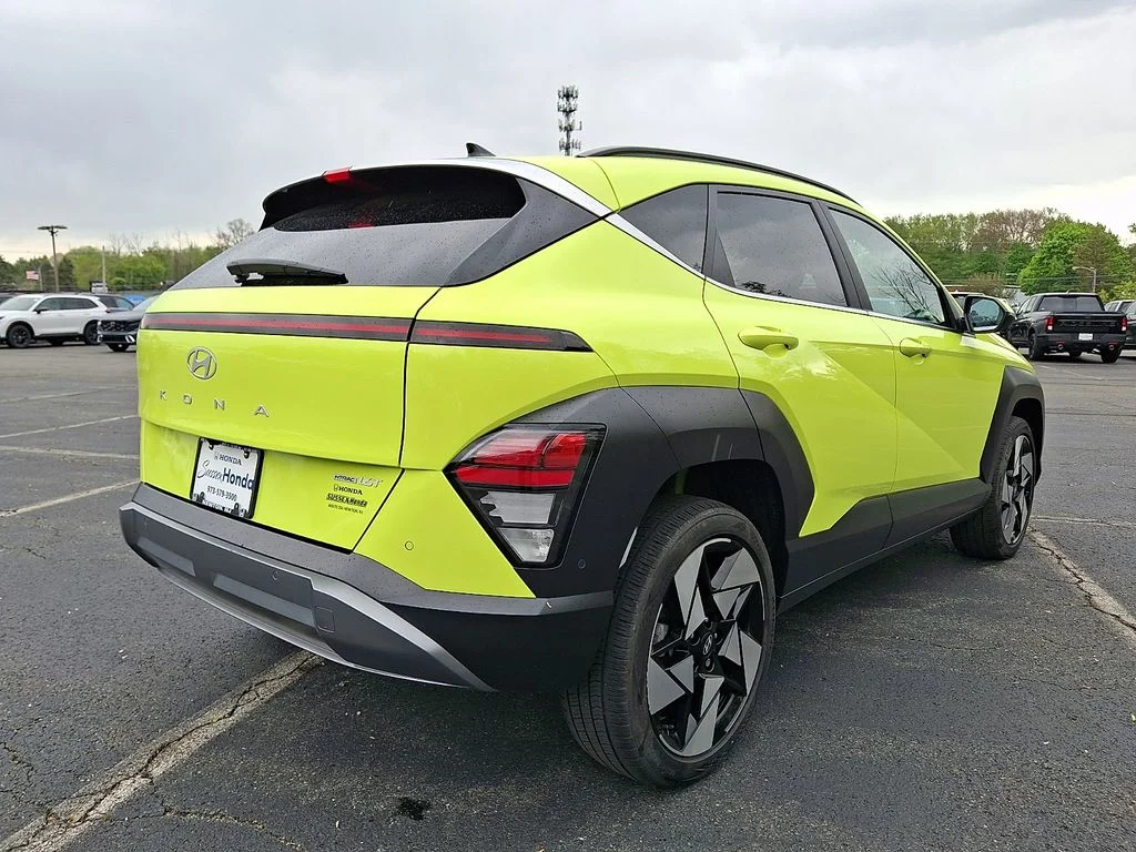2024 Hyundai Kona Limited - Photo 6