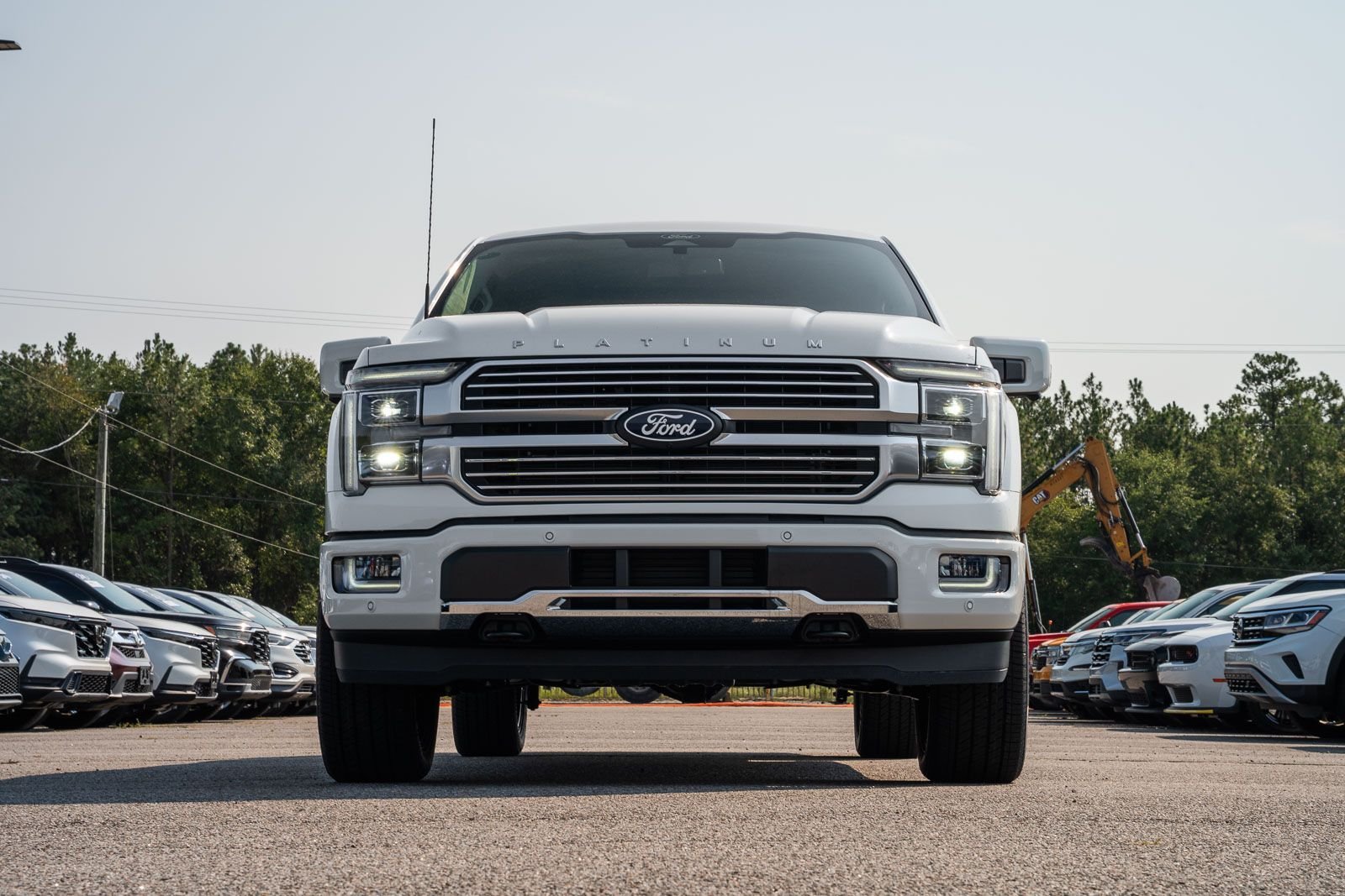 New 2026 Star White Metallic Tri-Coat Ford Platinum® image 2