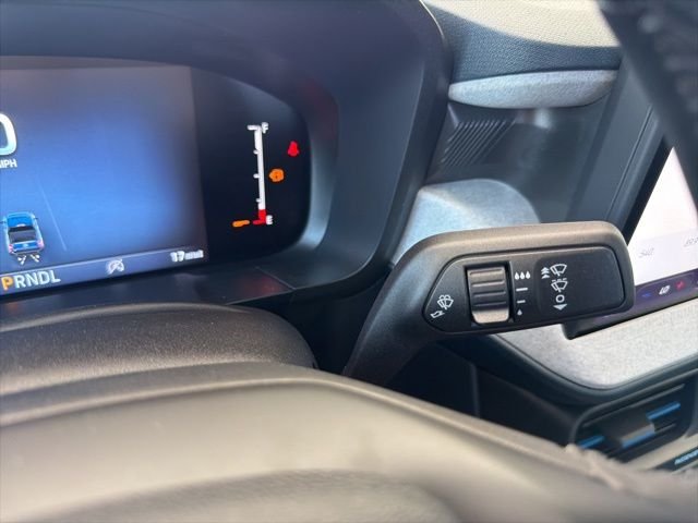 New 2026 Carbonized Gray Metallic Ford XLT image 27
