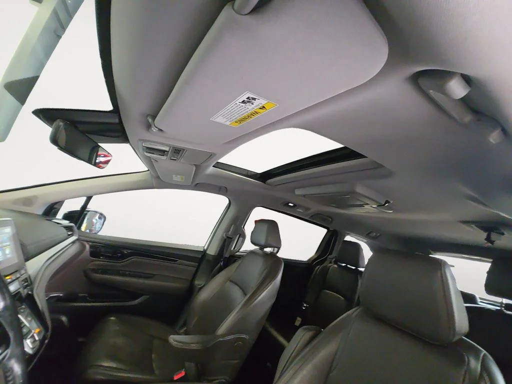 Used 2019 White Honda Elite image 12