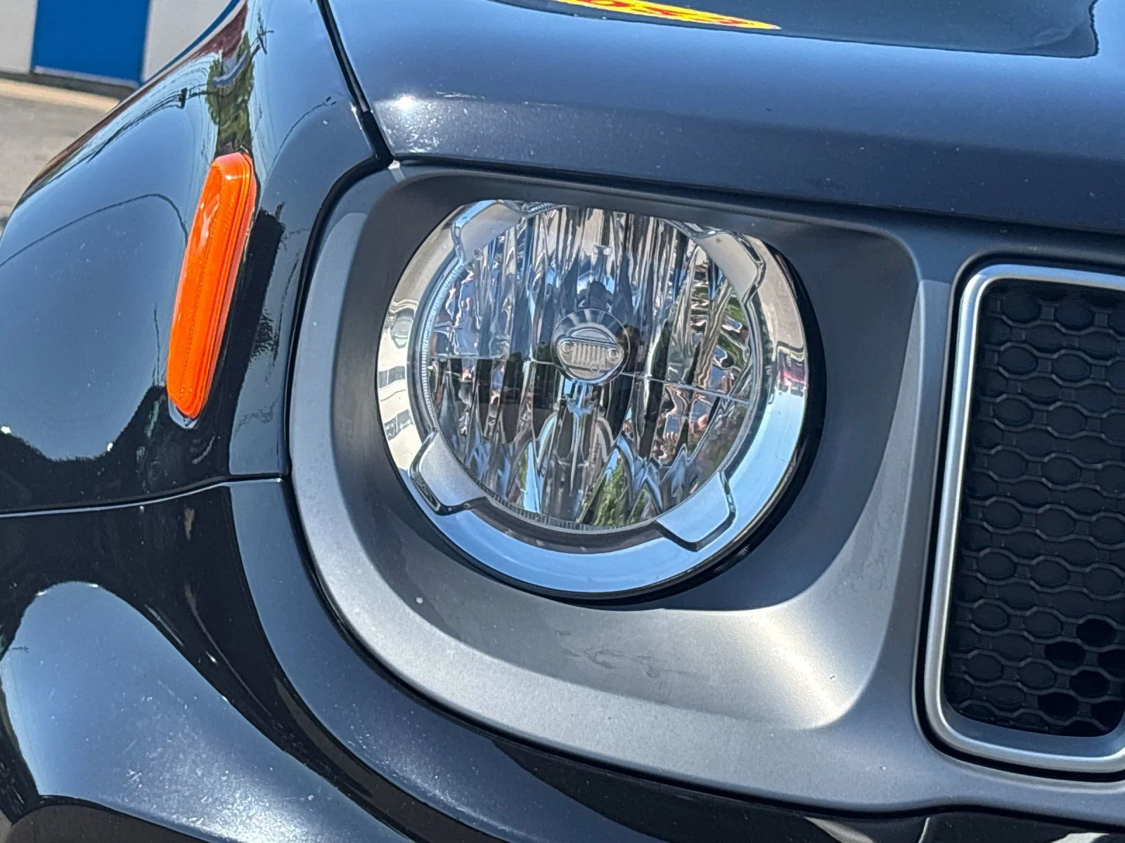 Used 2023 Black Clearcoat Jeep Limited image 28