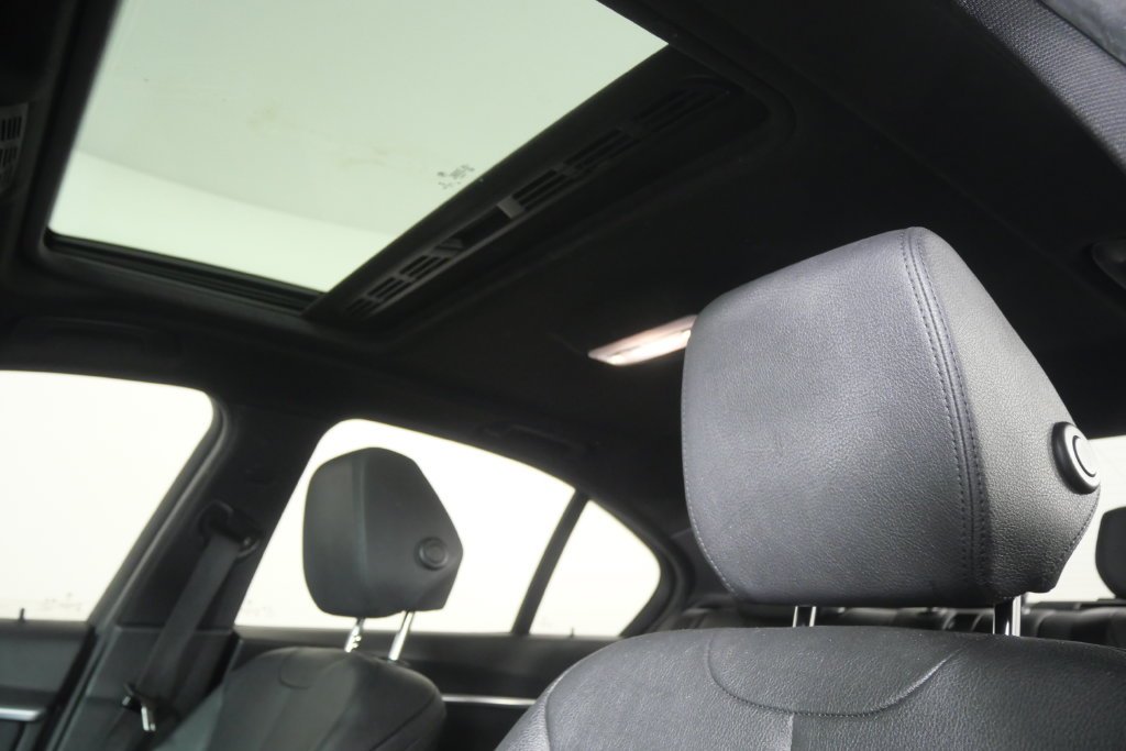 Used 2018 Mineral Gray Metallic BMW 330i image 12