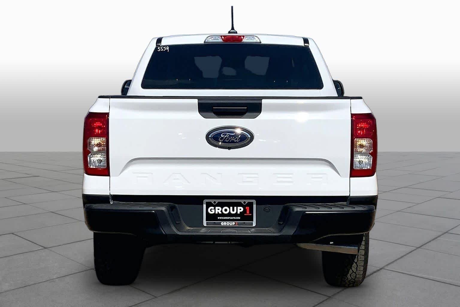 New 2026 Oxford White Ford XL image 4