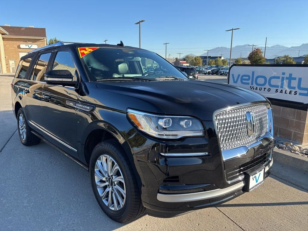 2024 Lincoln Navigator Premiere L 4WD's photo