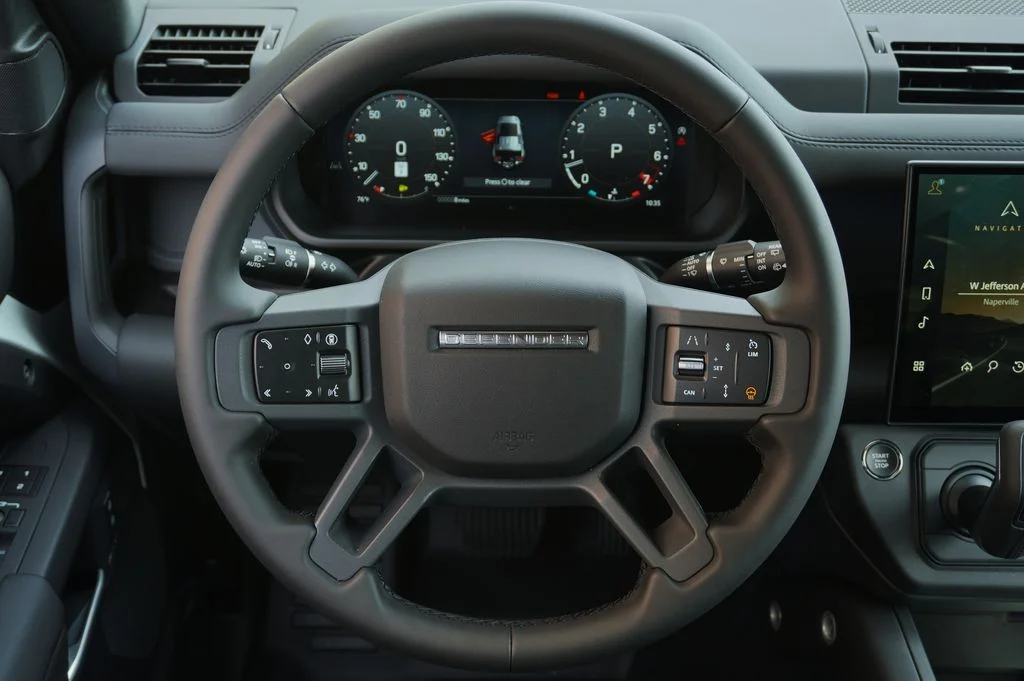 New 2026 Fuji White Land Rover S image 18