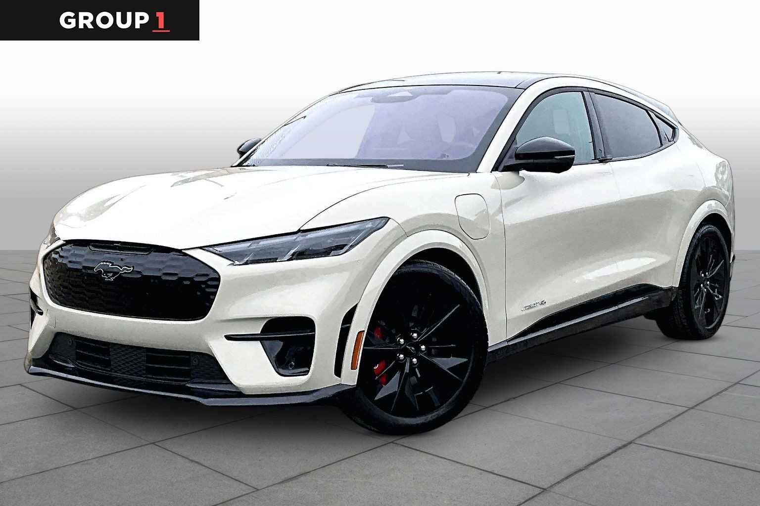 2025 Ford Mustang-Mach-e GT's photo