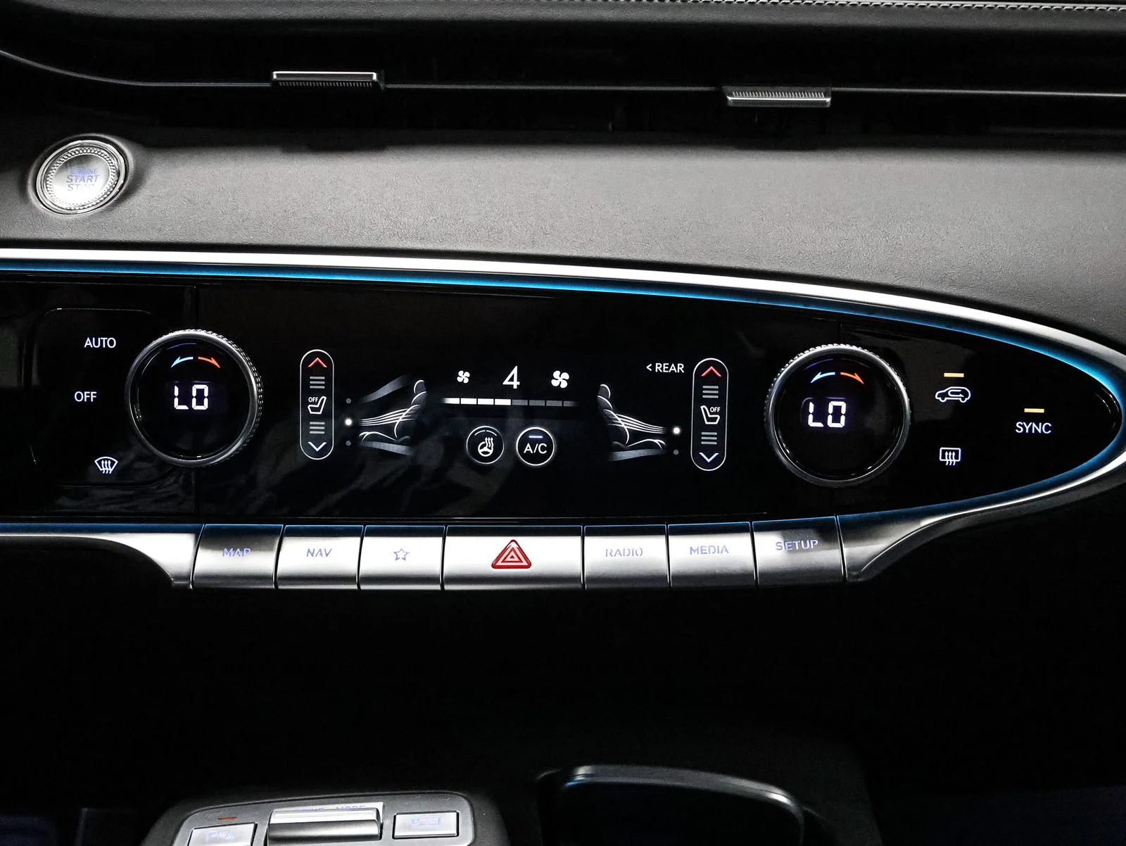 2024 GENESIS GV70 Sport - Photo 29