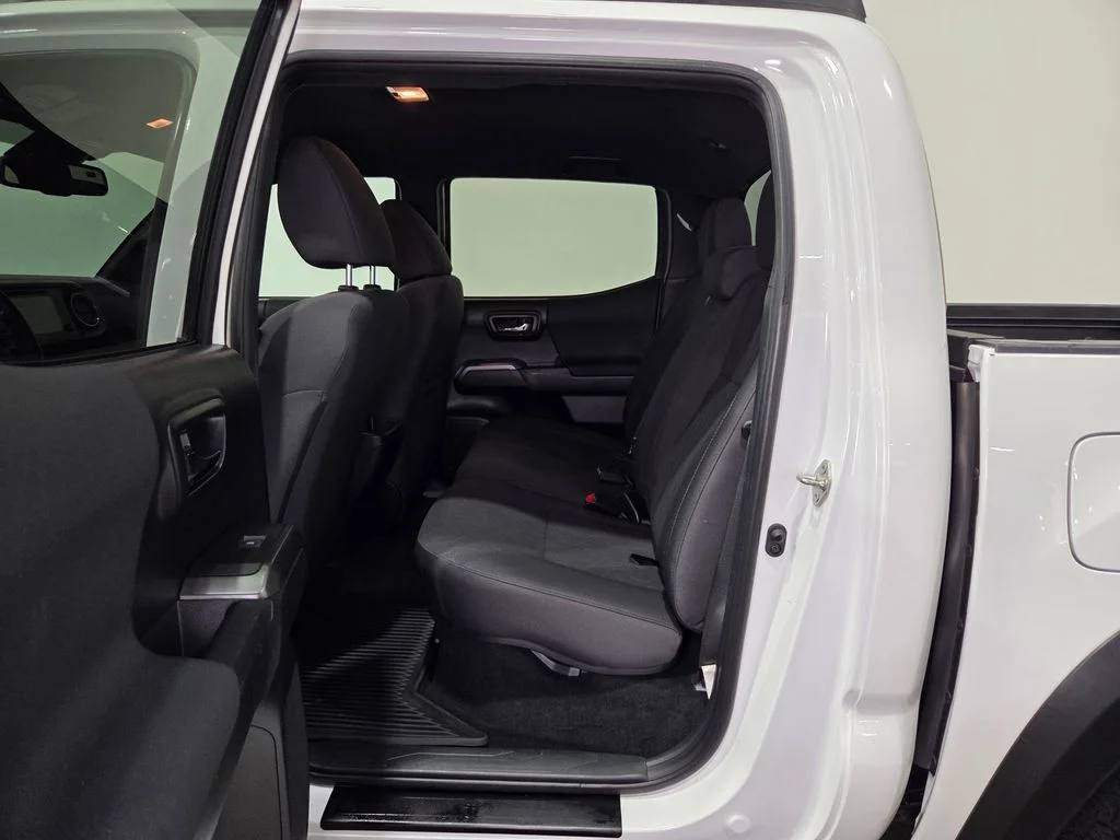 Used 2018 White Toyota TRD Off-Road image 17