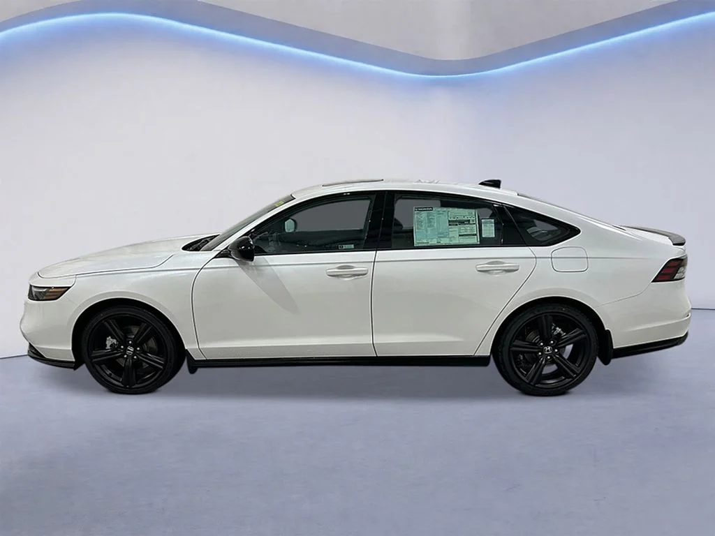 New 2026 Platinum White Pearl Honda Sport-L image 2