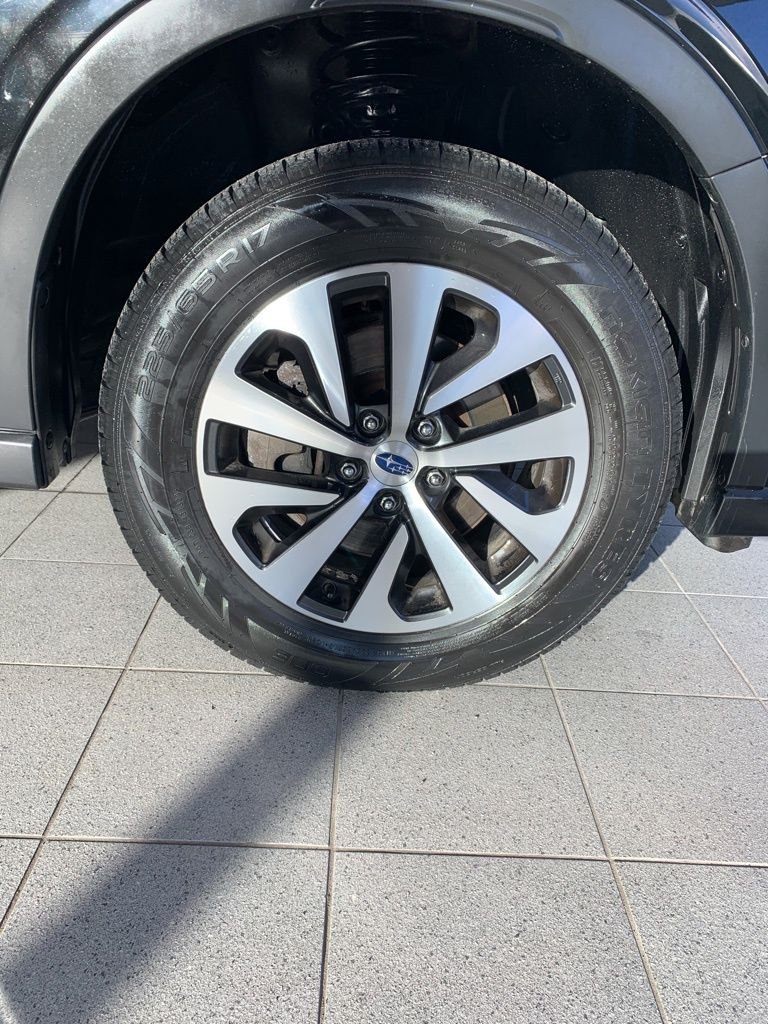 Used 2020 Black Subaru Premium image 16