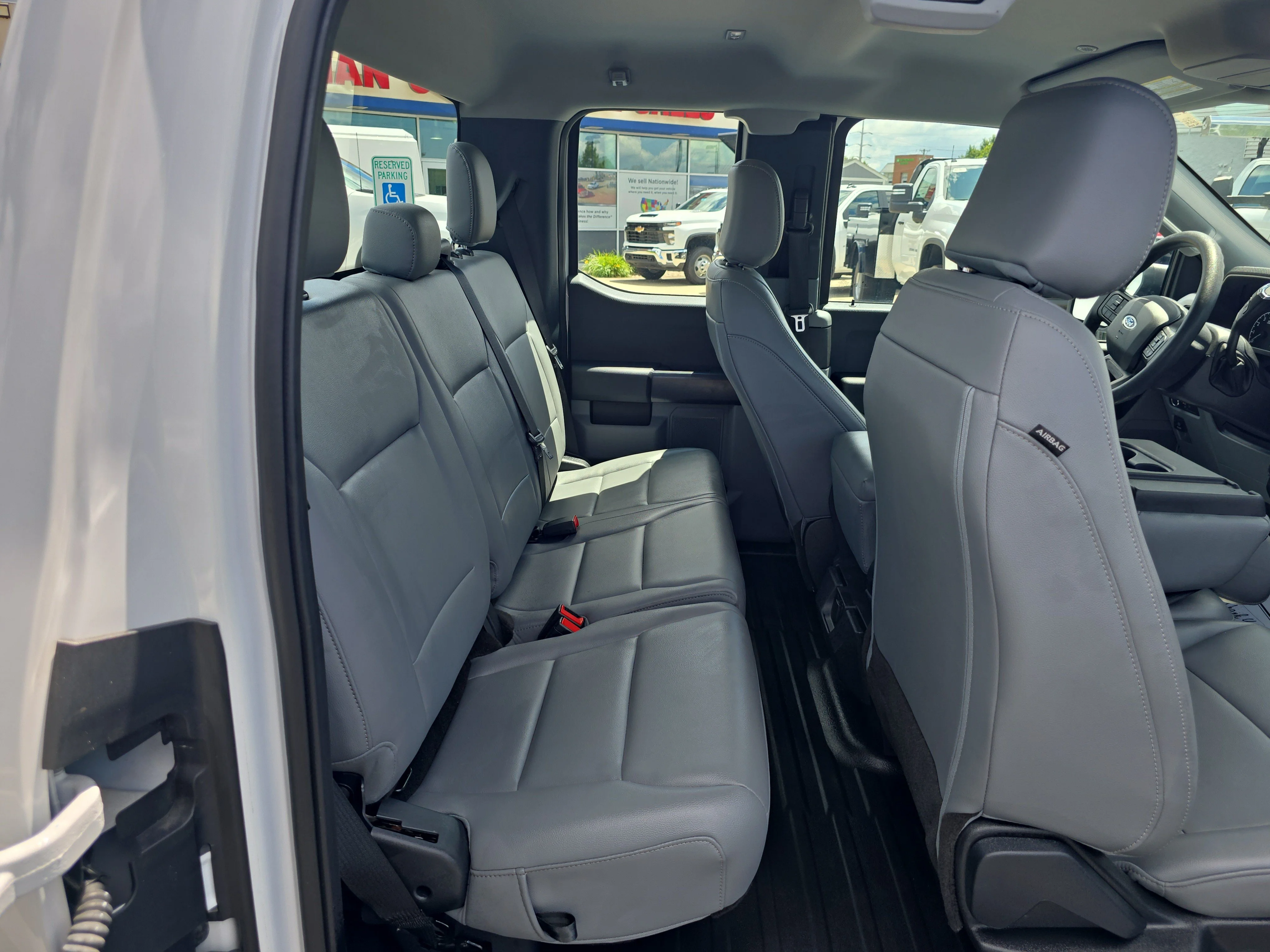 Used 2021 Oxford White Ford XL image 5